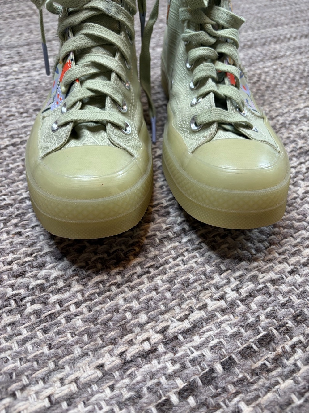 Converse Chuck 70 High “We are All Stronger Together” Sneaker Green Floral - Picture 3 of 10